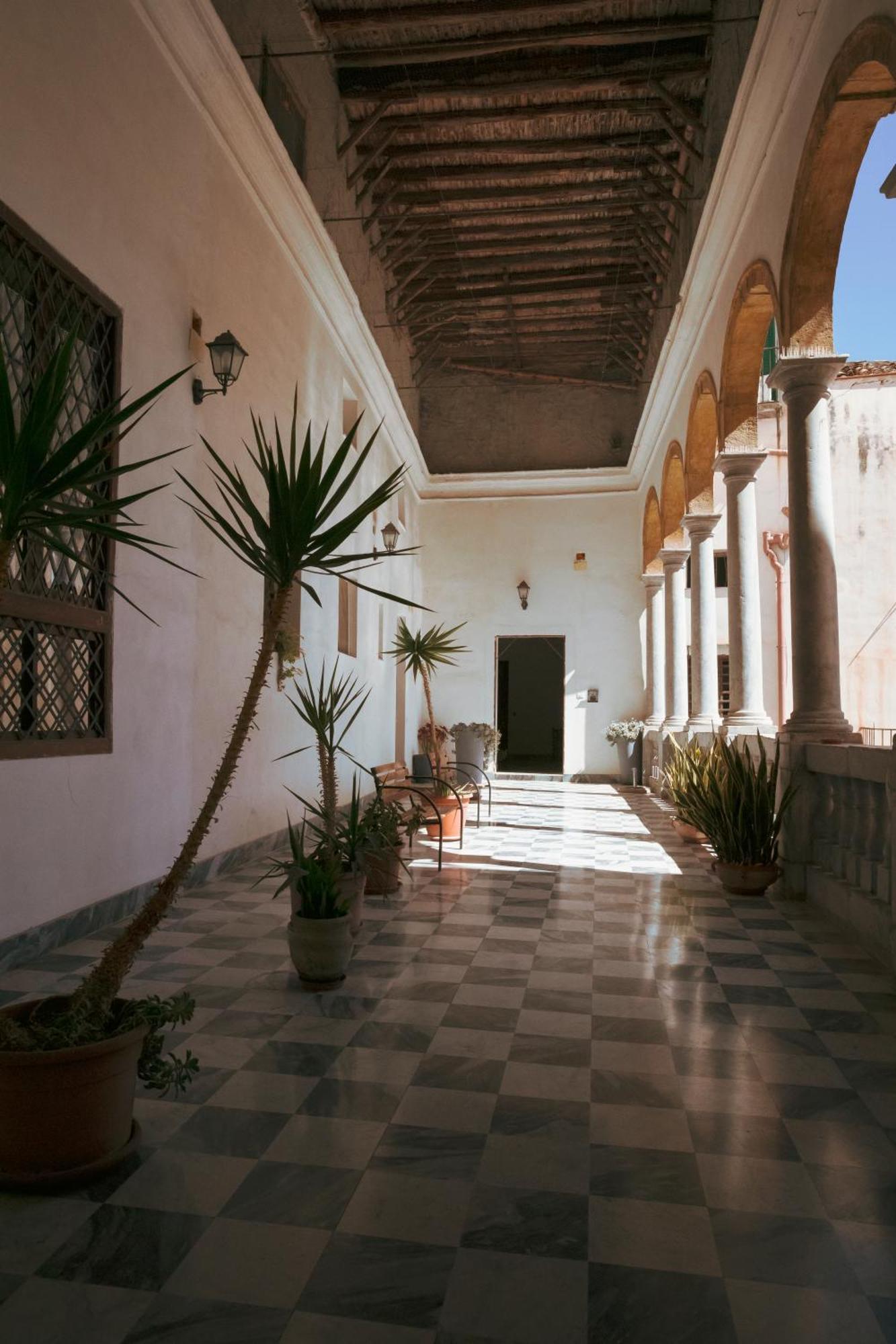 B&B Palazzo Corvino Palermo Exterior photo