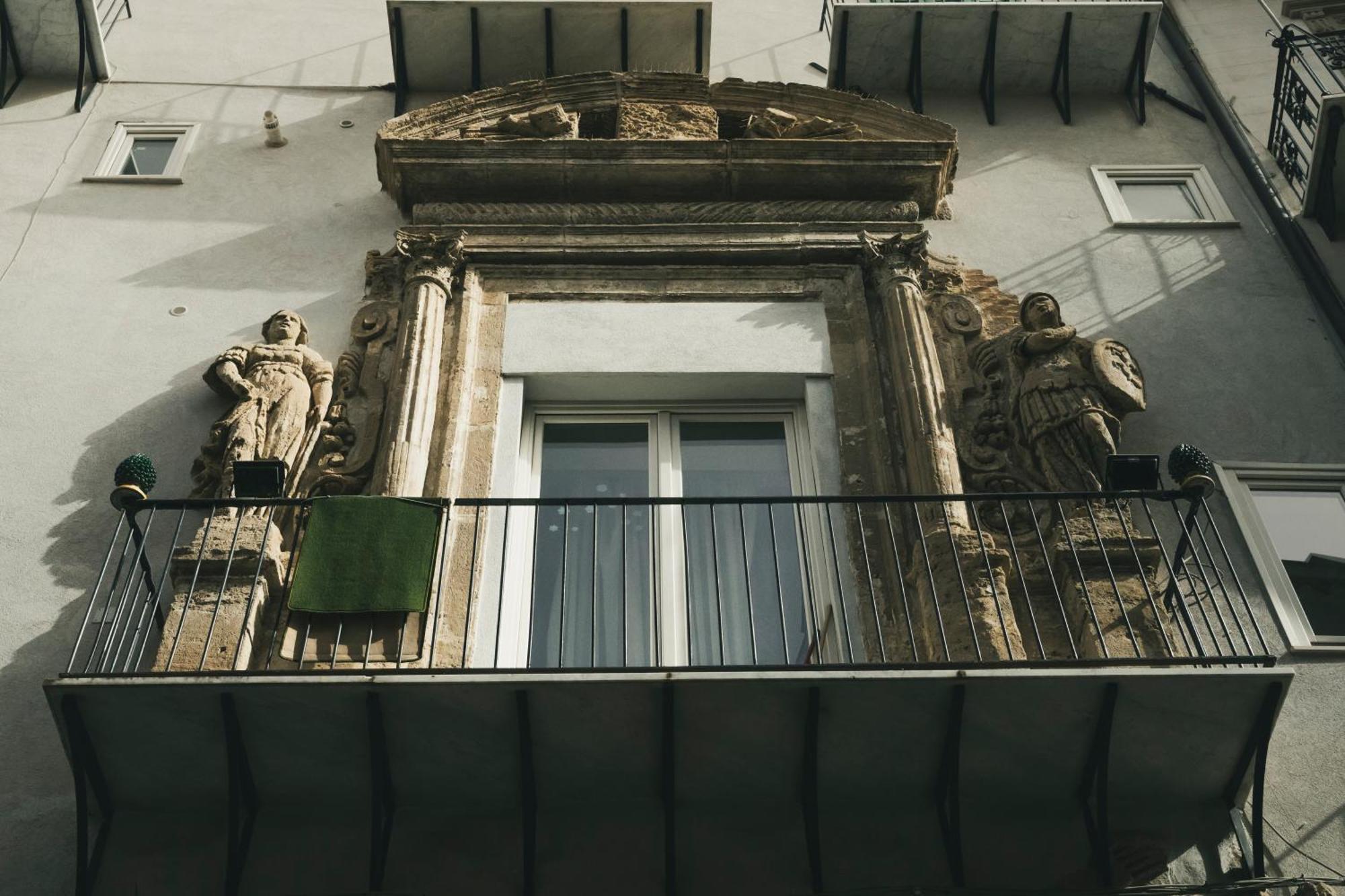 B&B Palazzo Corvino Palermo Exterior photo