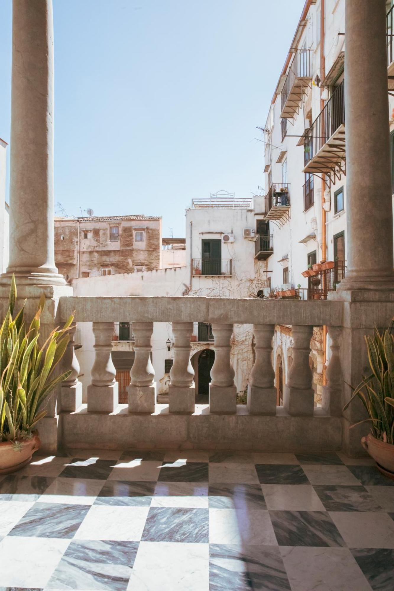B&B Palazzo Corvino Palermo Exterior photo