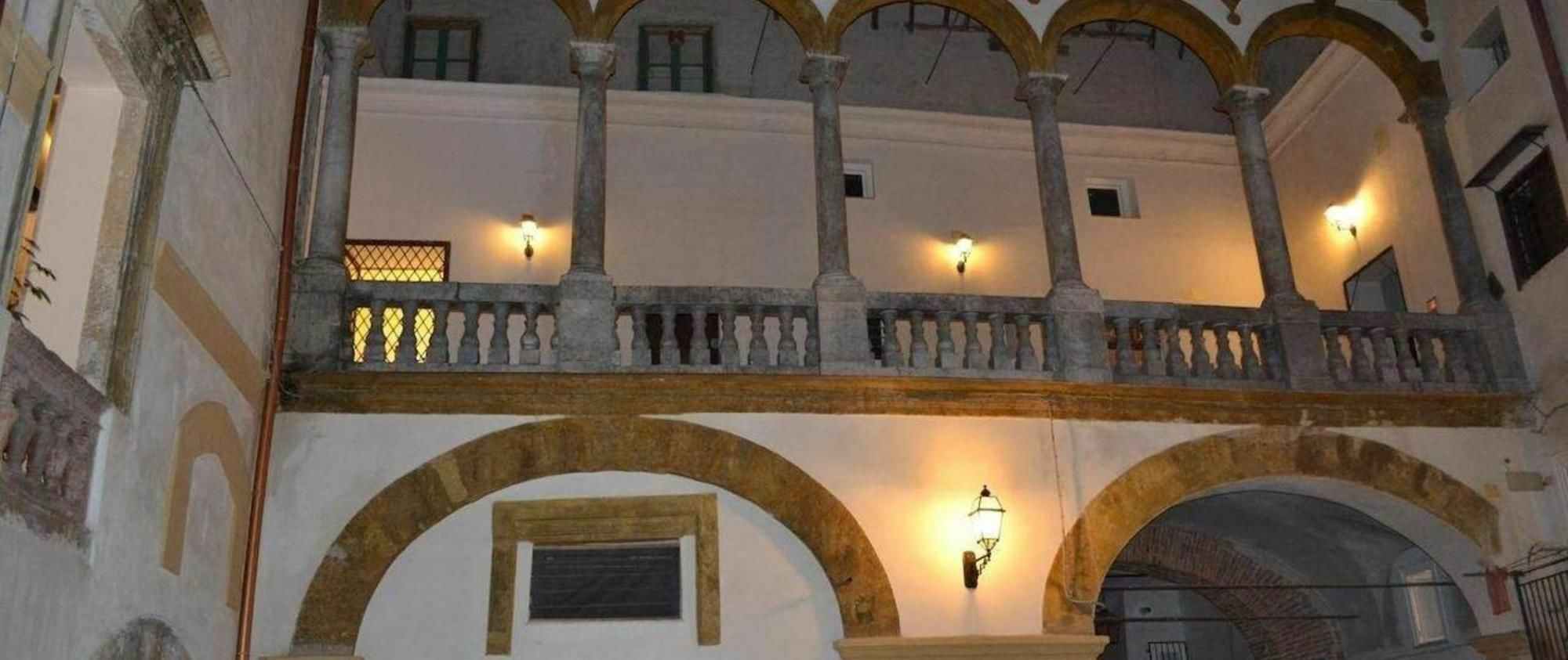 B&B Palazzo Corvino Palermo Exterior photo